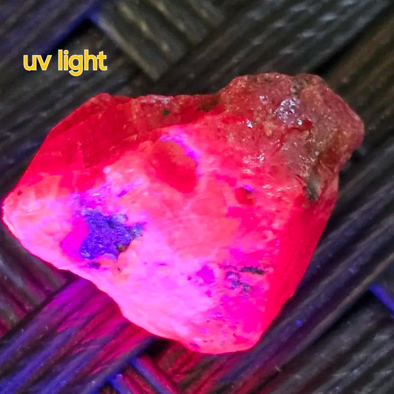 Natural Ruby from Tanzania - Scandinavian Gem Design