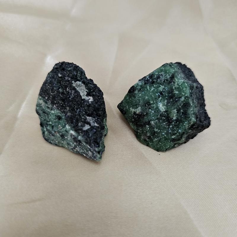 Natural Zoisite lot - Scandinavian Gem Design