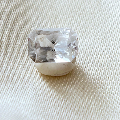 Gleaming Aqua: 1.15ct Rectangular Aquamarine