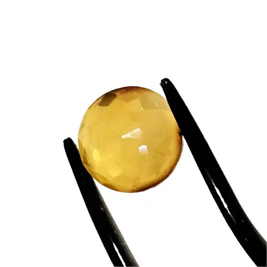 Golden Glow: 1.5ct Facetted Round Amber Scandinavian Gem Design