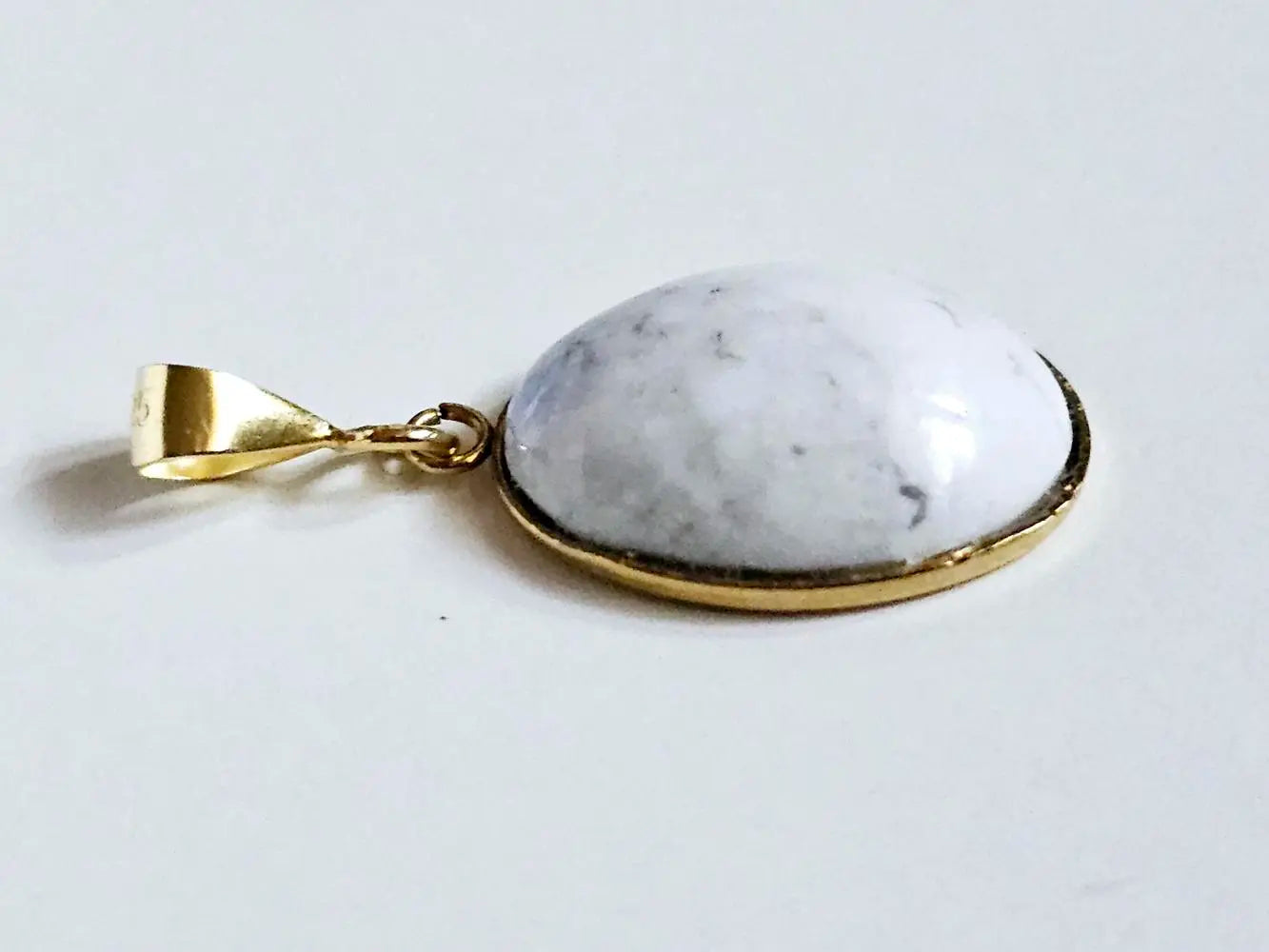 Elegant Gold Plated Pendant with Magnesite Stone - Handcrafted Jewelry Scandinavian Gem Design