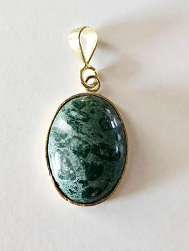 Elegant Gold Plated Pendant with Serpentine Stone - Handcrafted Jewelry Scandinavian Gem Design