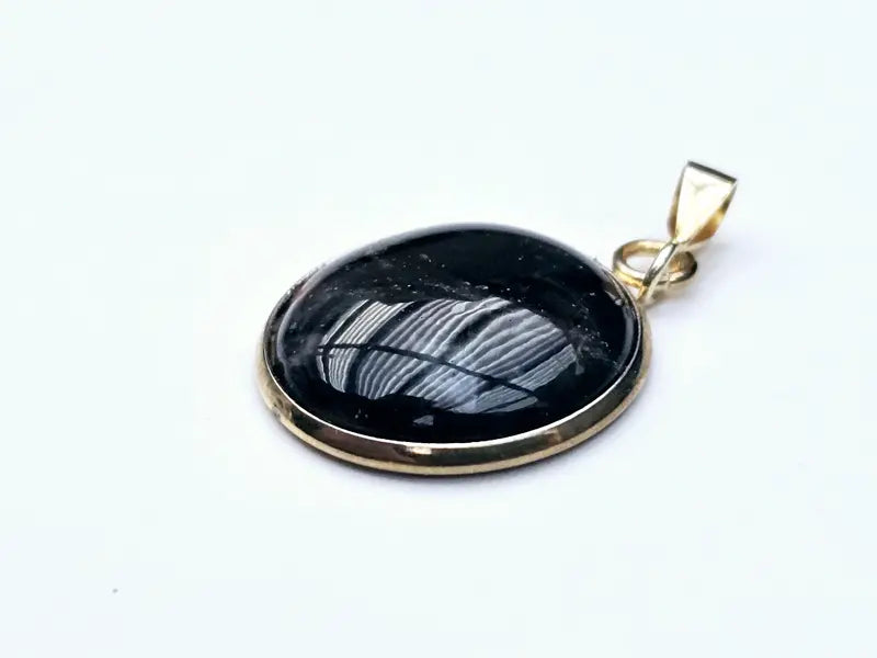 Elegant Gold Plated Round Pendant with Black Onyx Gemstone - Minimalist Jewelry Scandinavian Gem Design