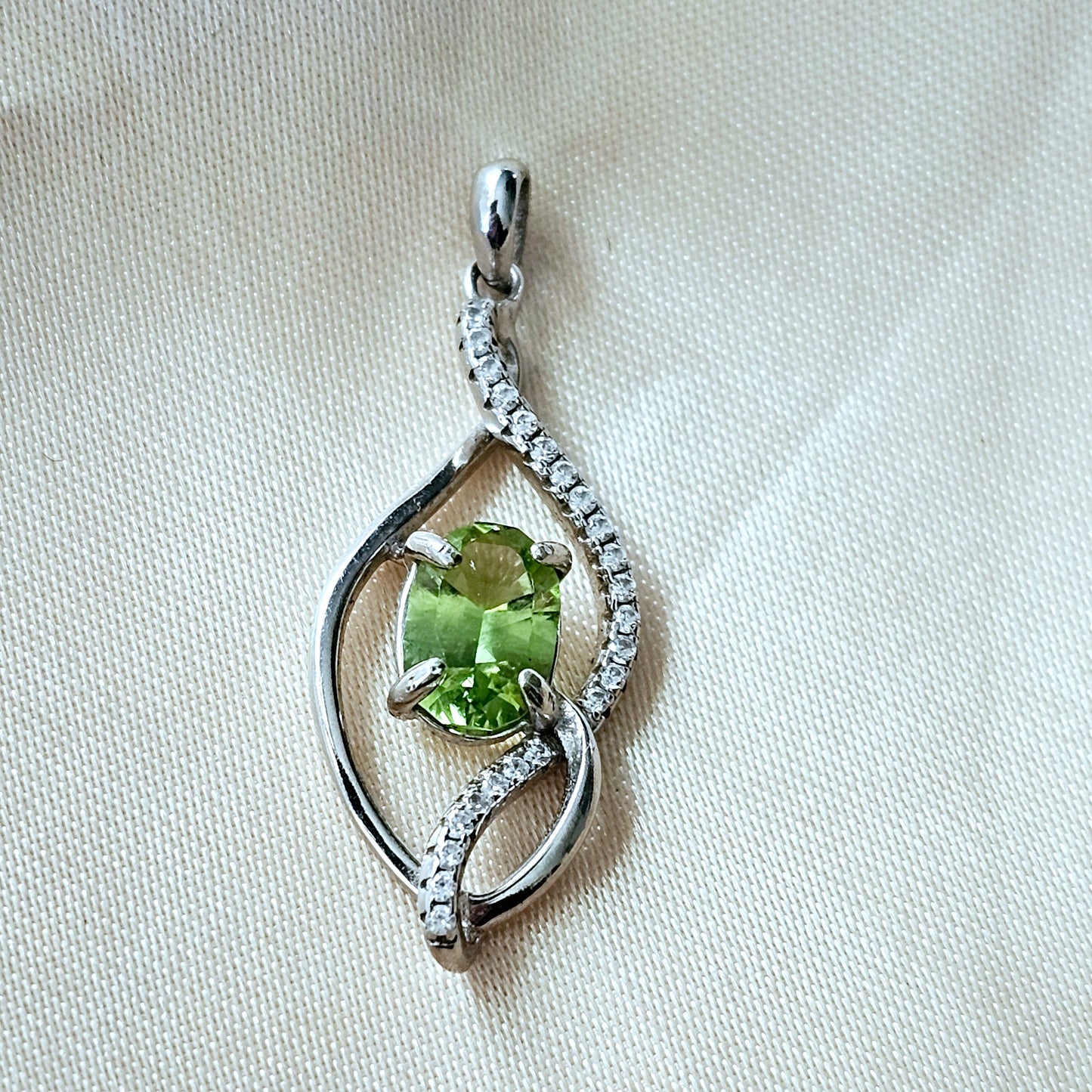 Sterling Silver Pendant with Peridot and Zirconia