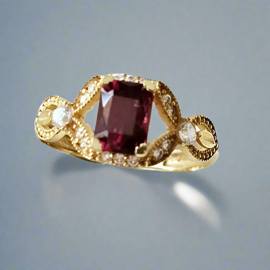 Gemstone Jewelry - Deep Red Delight: 18ct Gold Garnet Ring